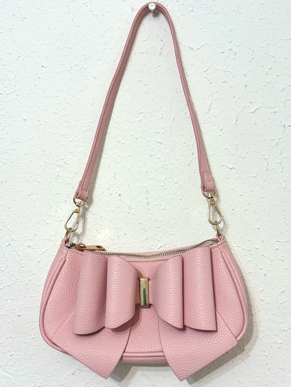 Crossi New York Willow Bow Baguette Shoulder Bag Pink